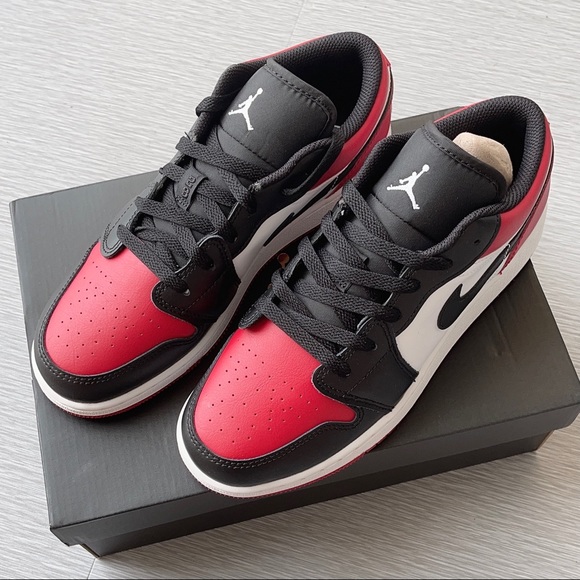 ❤️🖤🤍Air Jordan 1 Low Chicago🤍🖤❤️ - Picture 2 of 4